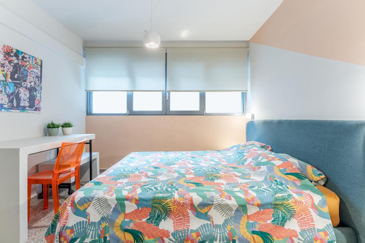 Pop Art Homm In Groovy Koukaki Apartment Athens Luaran gambar