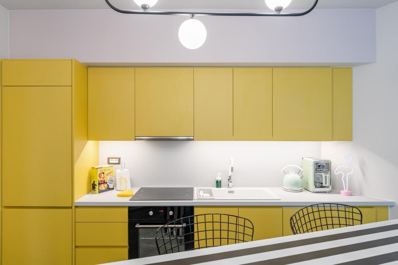 Pop Art Homm In Groovy Koukaki Apartment Athens Luaran gambar